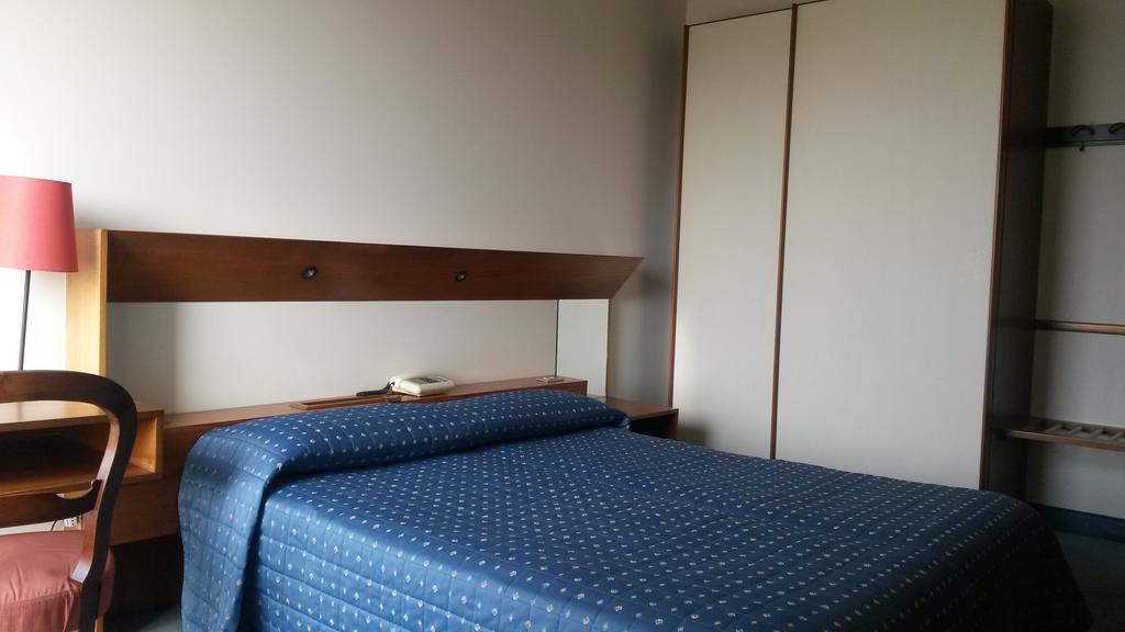 Cravero Rooms Caltignaga Quarto foto