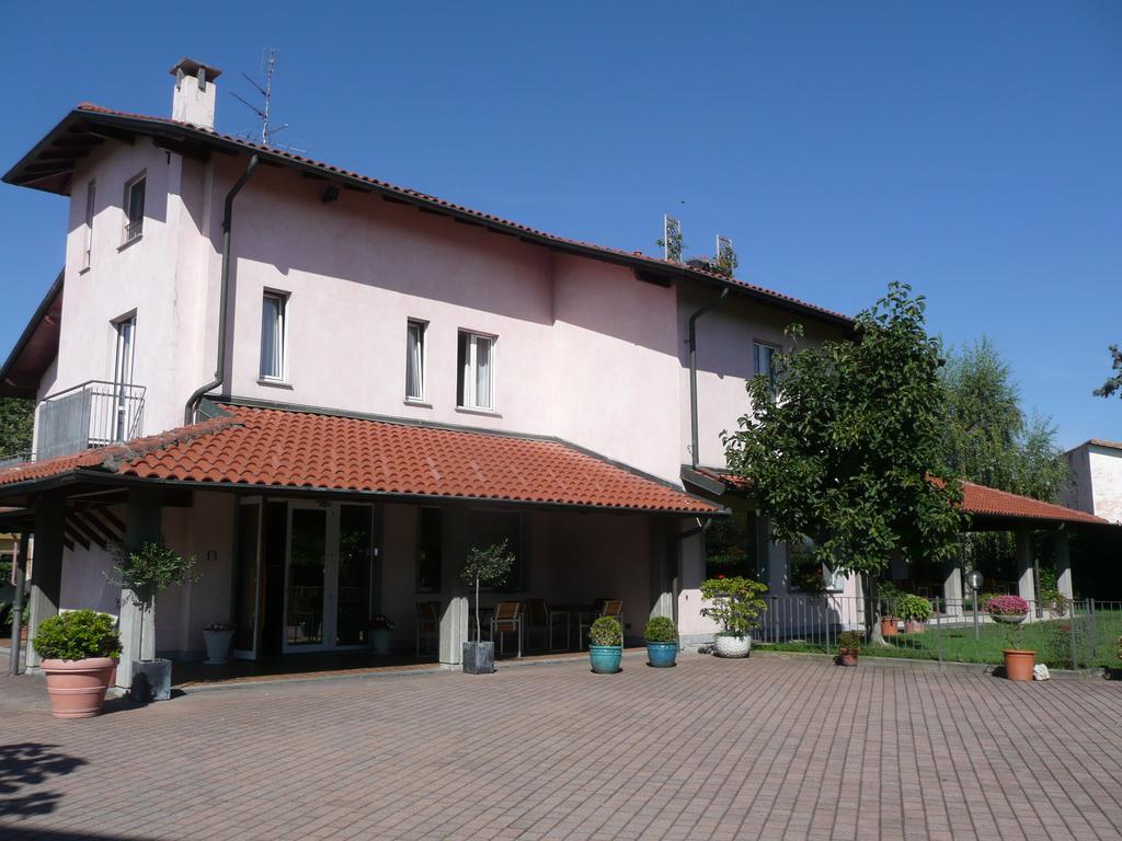 Cravero Rooms Caltignaga Exterior foto