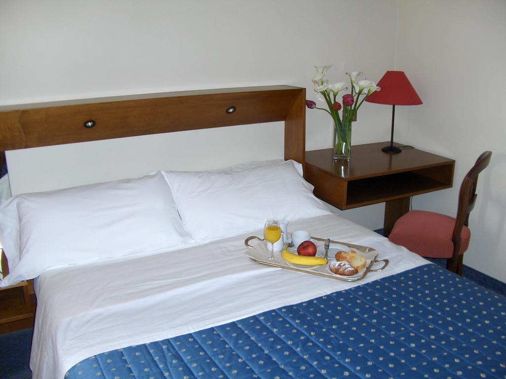 Cravero Rooms Caltignaga Quarto foto