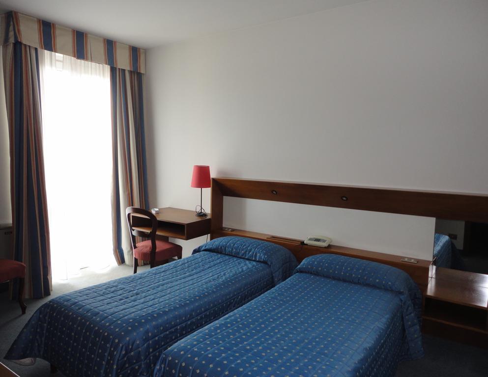 Cravero Rooms Caltignaga Quarto foto