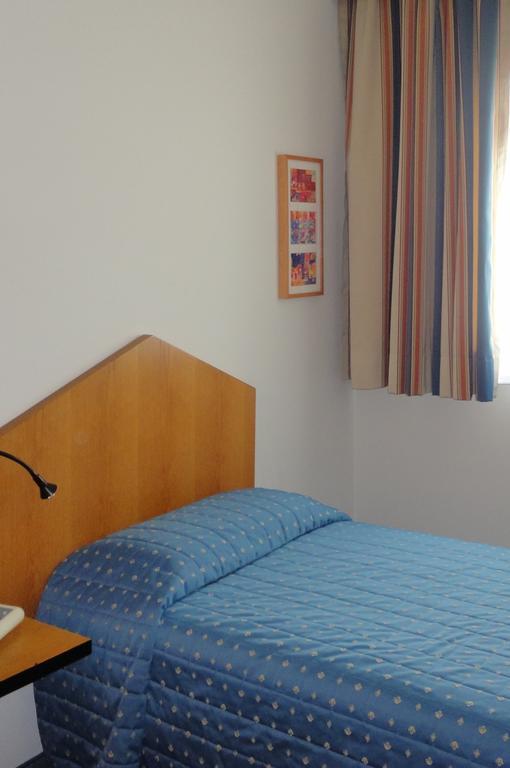Cravero Rooms Caltignaga Quarto foto